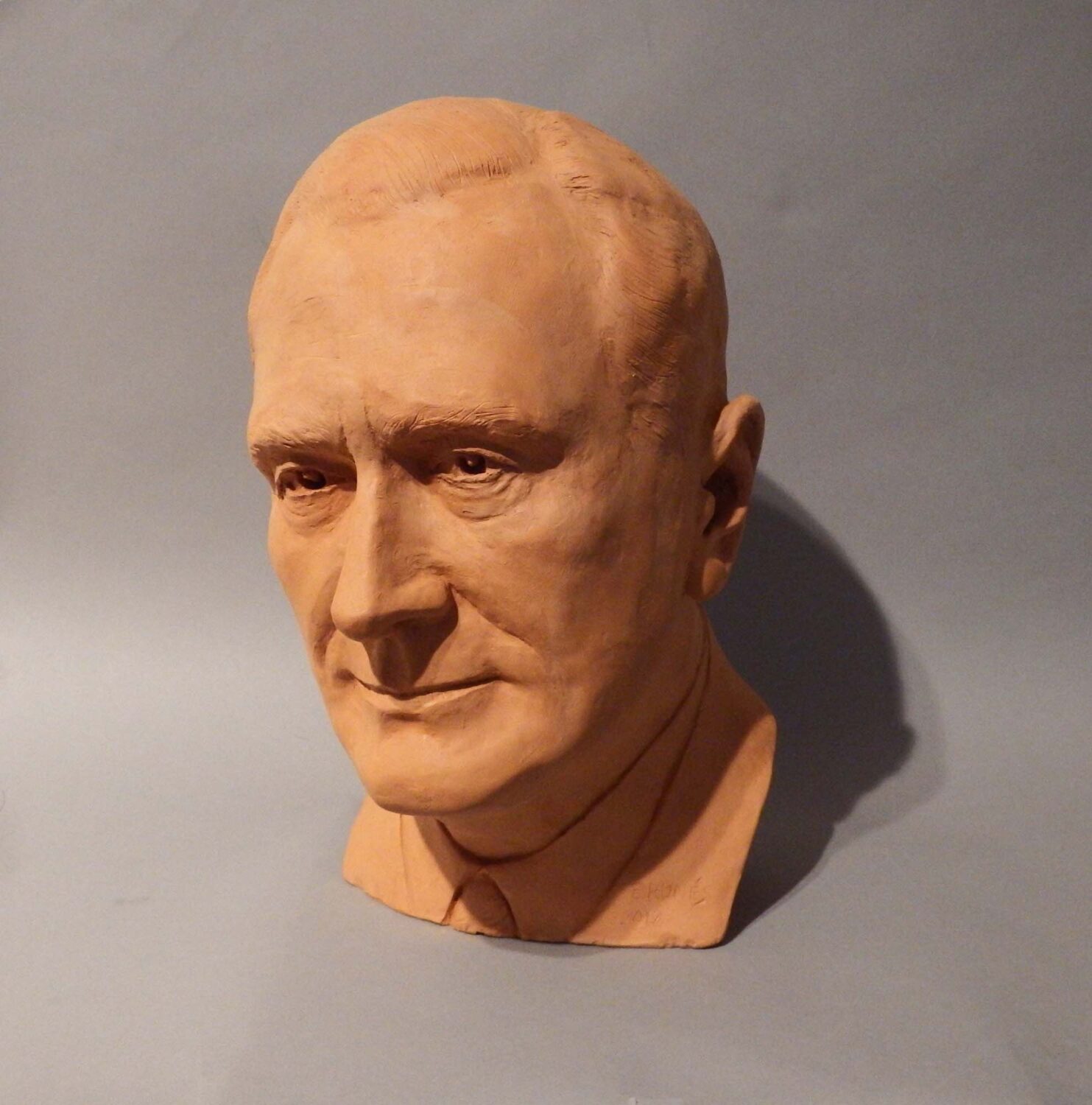 thumbnail of Sculpture of Franklin D. Roosevelt made out of Terra cotta
