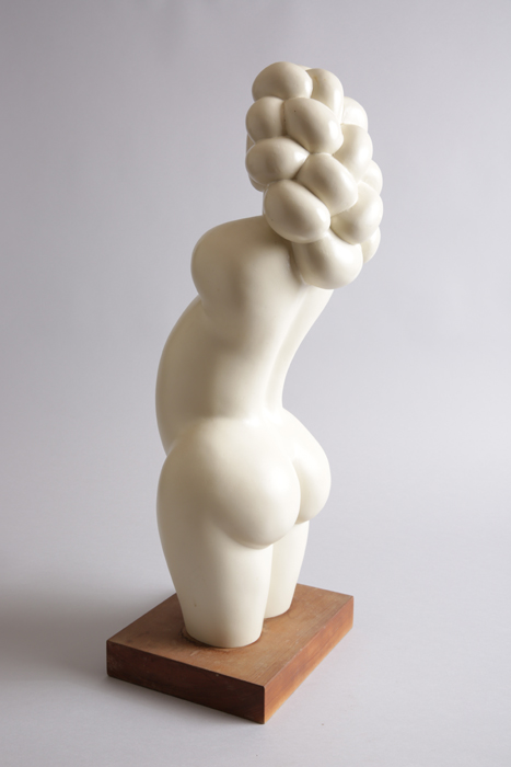 thumbnail of White sculpture of a woman