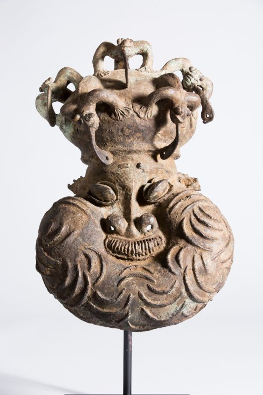 Commemorative Royal Headpiece (Shrine) from Western Grassfields: Balikumbat. medium: Brass, copper. date: 18th century